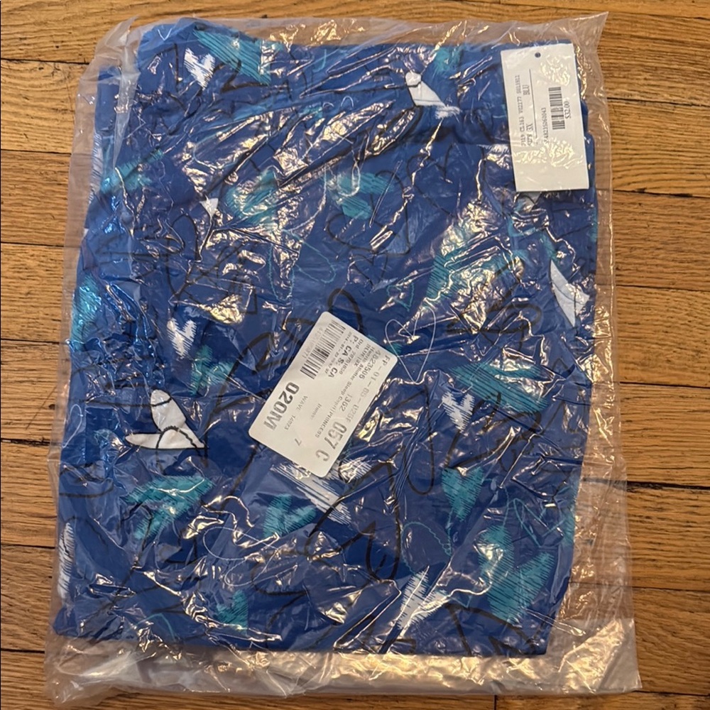 Catherine’s Sleepwear Hearts Aflutter Sleep Capri - BNWT